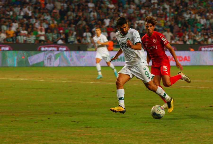 Uefa Konferans Ligi: Konyaspor: 2 - Vaduz: 4 (maç Sonucu)