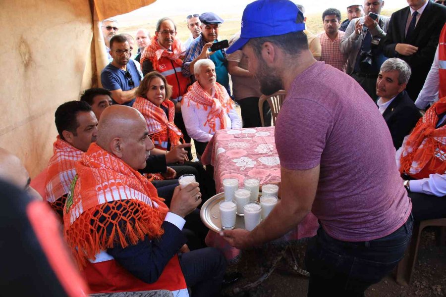 Bakan Açıkladı, Bin 300 Tarım Kredi Markete Kasap Reyonu Açılacak