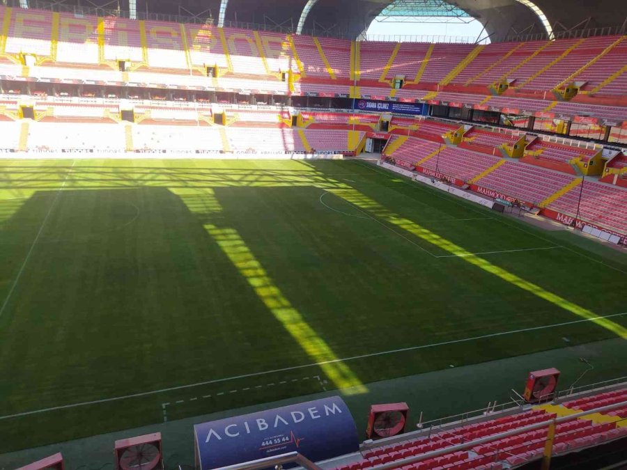 Kadir Has Stadı 91 Gün Sonra Kapılarını Açacak