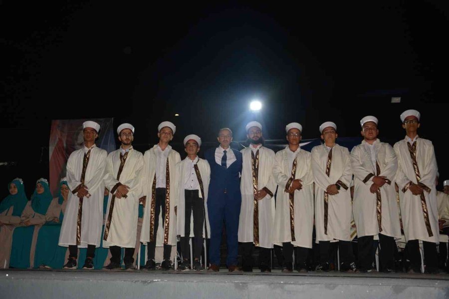 Korkuteli’de 79 Hafız İçin Hafızlık İcazet Merasim Yapıldı