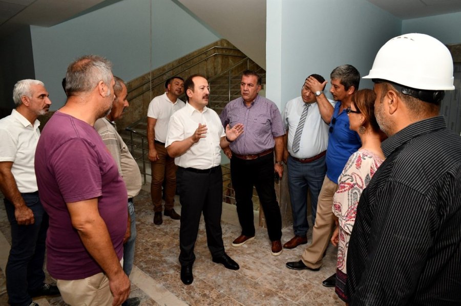 Vali Pehlivan, Yapımı Tamamlanan Okullarda İncelemelerde Bulundu