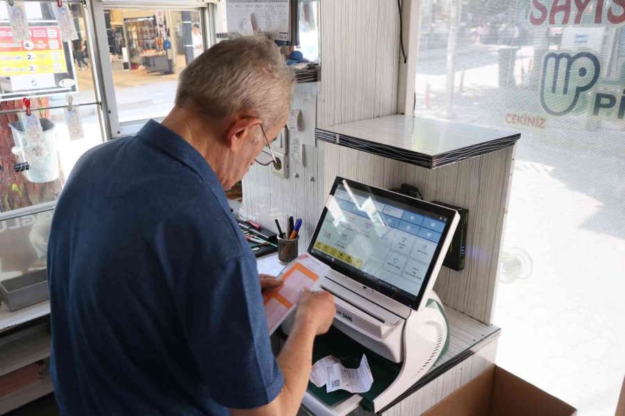 Aksaray’da Yasa Dışı Bahse “kırmızı Kart” Denetimi