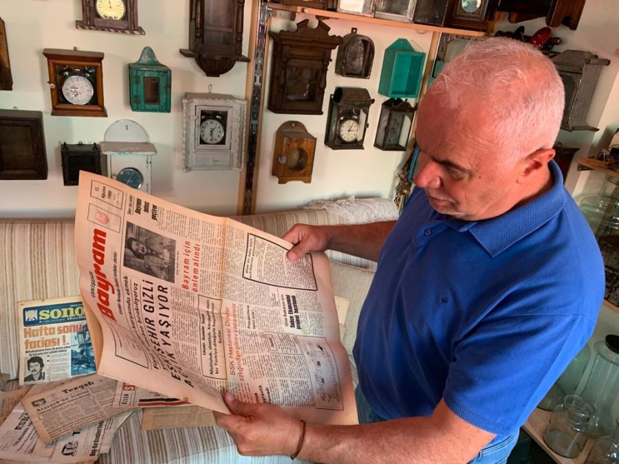 Eskişehirli Koleksiyoner Asırlık Gazeteleri Muhafaza Ediyor