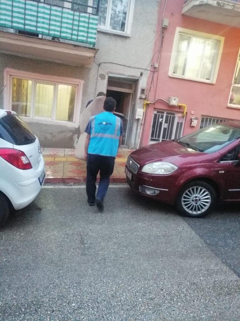 Gönüllü Havacılar İhtiyaç Sahibi Ailelerin Kalbine Dokunmaya Devam Ediyor