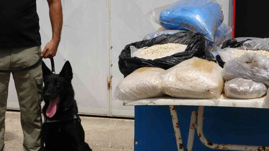 ’gökbey’ Operasyonunda 2 Milyon Adet Captagon Ele Geçirildi