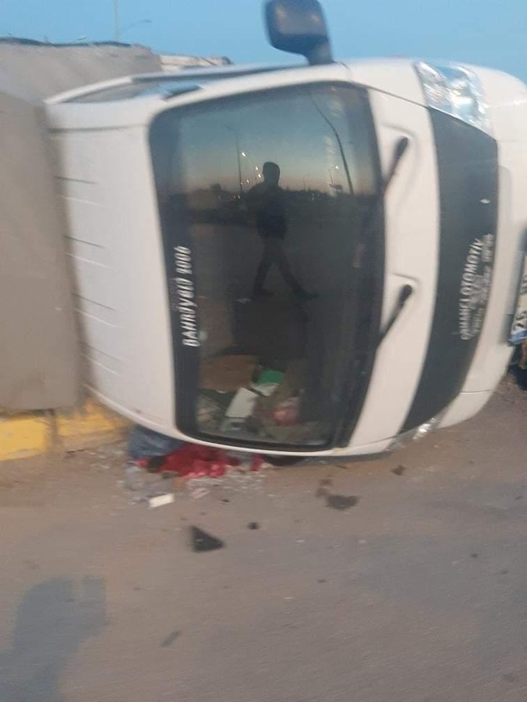 Otomobil Kamyona Çarptı: 4 Kişi Yaralı