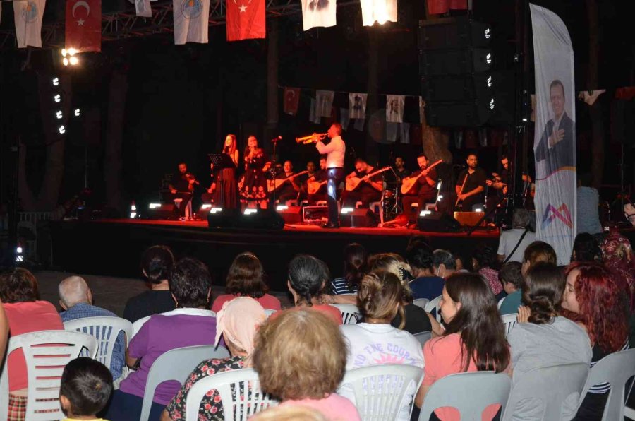 Tarsus’ta Türk Halk Müziği Konseri