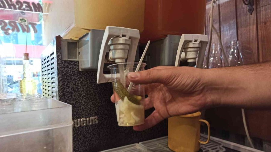 Koronavirüs Vakaları Tırmanınca Turşu Satışları Da Hız Kazandı