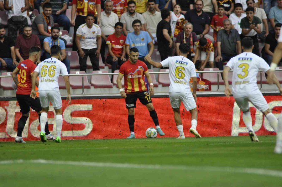 Spor Toto Süper Lig: Kayserispor: 1 - İstanbulspor: 0 (ilk Yarı)
