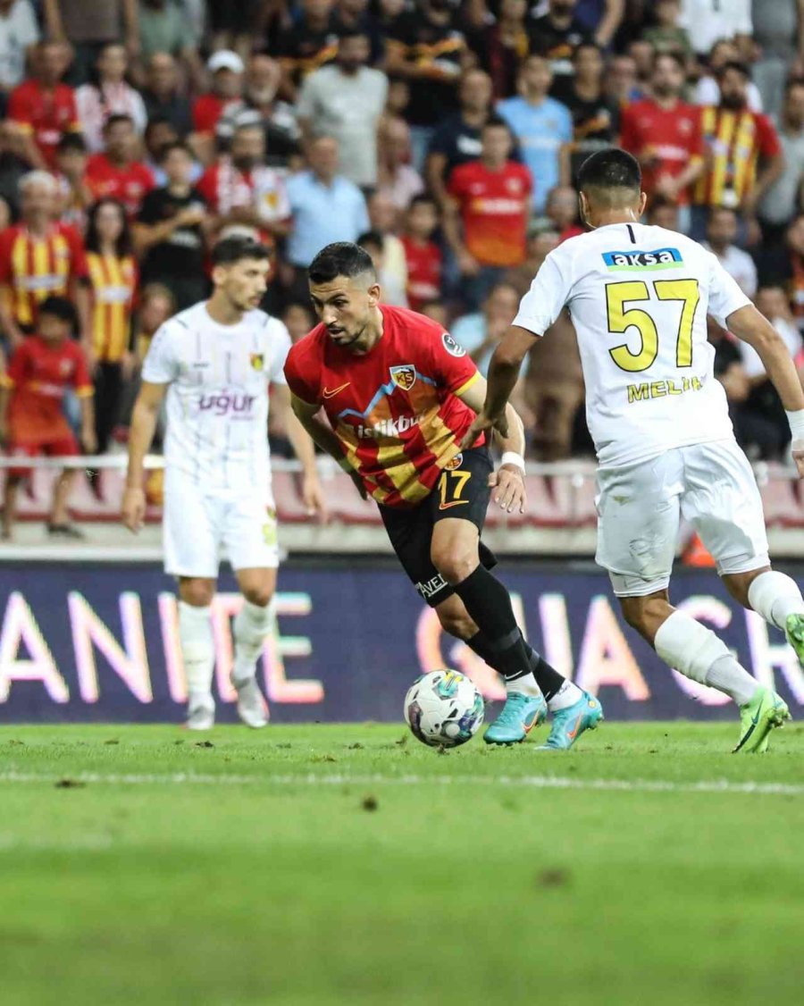 Spor Toto Süper Lig: Kayserispor: 1 - İstanbulspor: 0 (ilk Yarı)