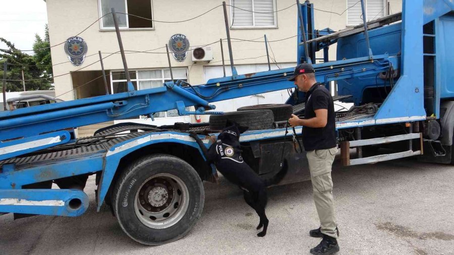 ’gökbey’ Operasyonunda 2 Milyon Adet Captagon Ele Geçirildi