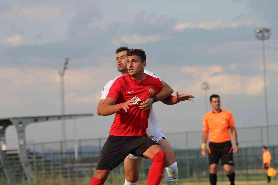 Eskişehirspor-ayvalıkgücü Belediyespor Maç Sonucu: 2-0