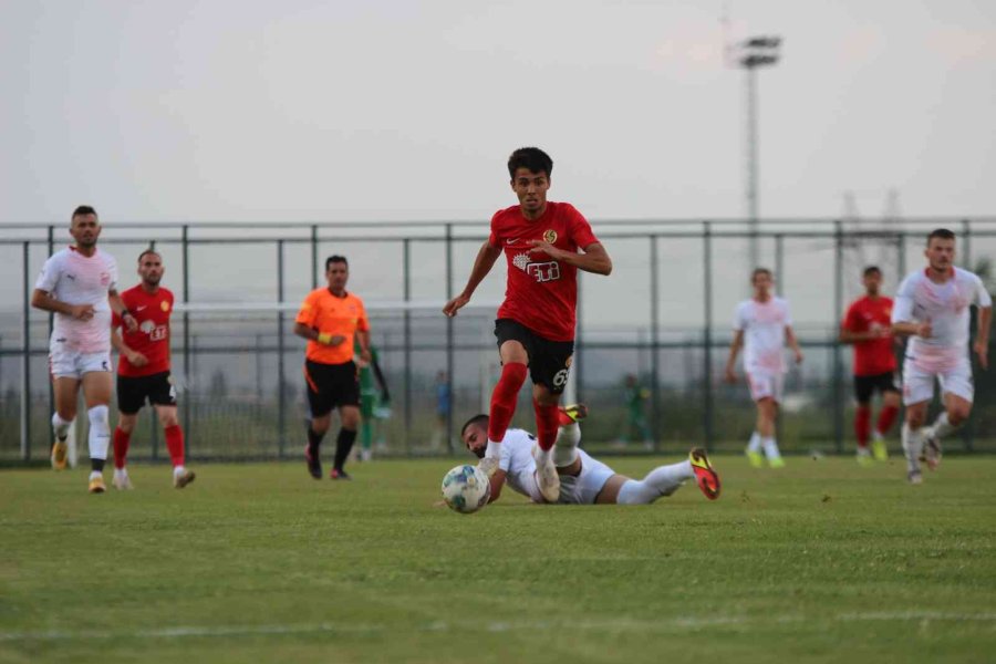 Eskişehirspor-ayvalıkgücü Belediyespor Maç Sonucu: 2-0