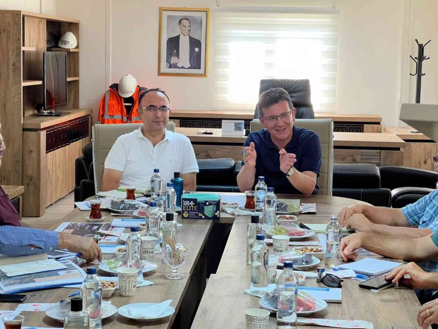 Ak Partili Uslu: "kumluca-antalya Yolu Beş Dakika Daha Kısalıyor"