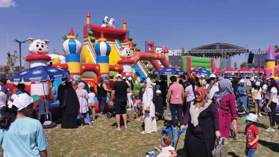 Çocuklar Kendi Festivallerinde Hem Eğlendiler Hem De Öğrendiler