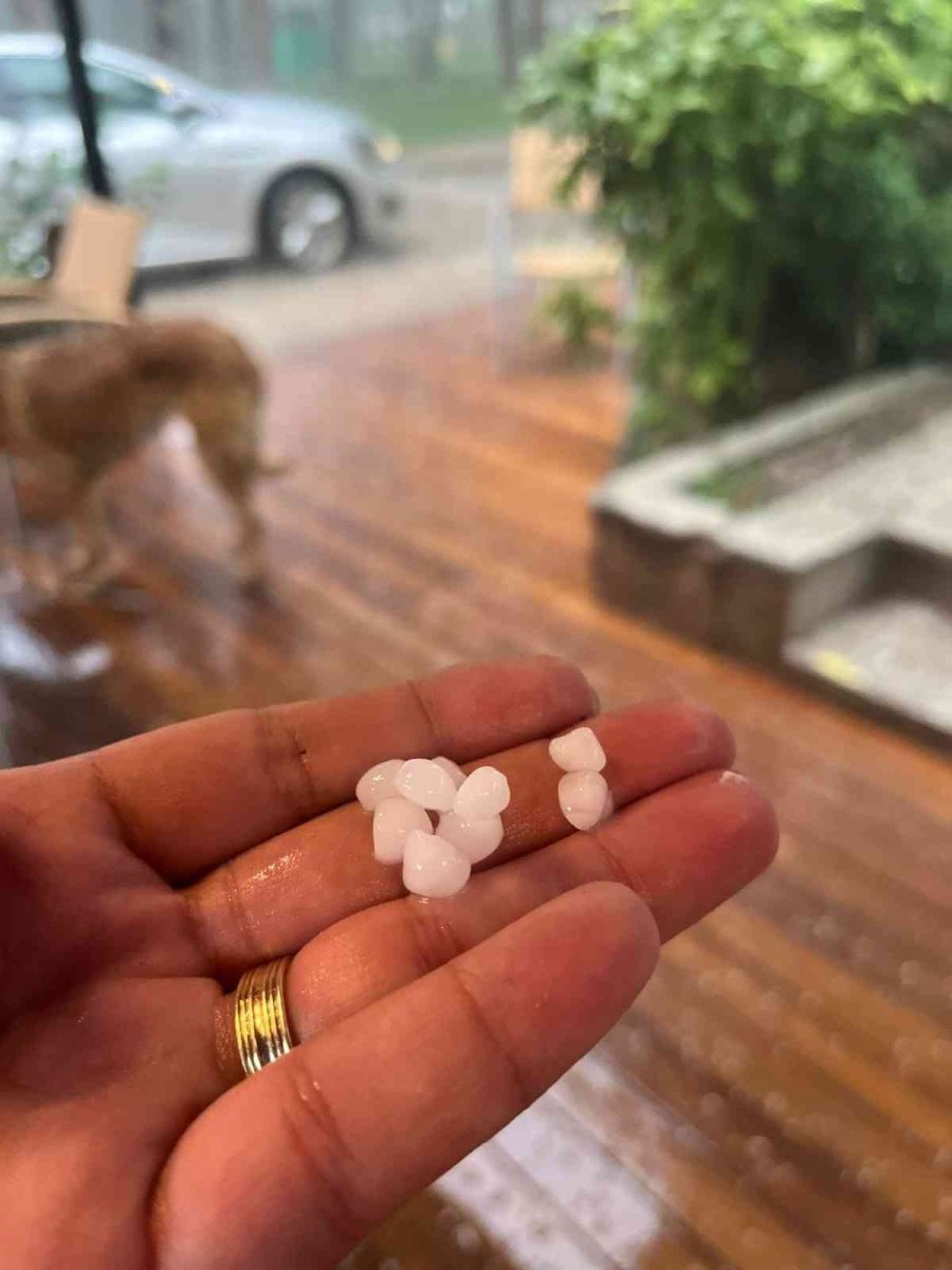 Eskişehir’de Sağanak Yağış Ve Dolu Hayatı Felç Etti