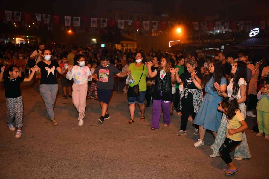 Ayvagediği’nde Türk Halk Müziği Konseri