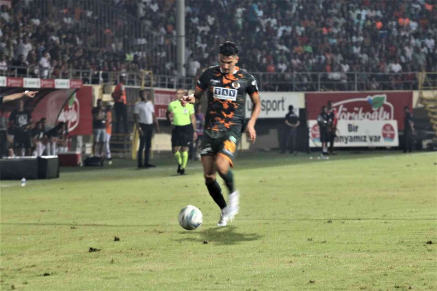 Spor Toto Süper Lig: Corendon Alanyaspor: 0 - Beşiktaş: 3 (maç Devam Ediyor)