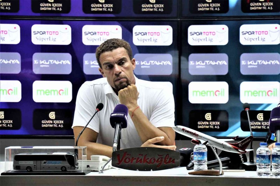 Valerien Ismael: “kendi Kendimizi Cezalandırdığımız Bir Maç Oldu”