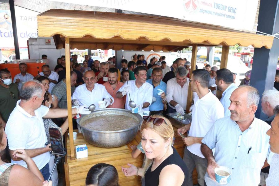 Döşemealtı’dan Aşure Bereketi