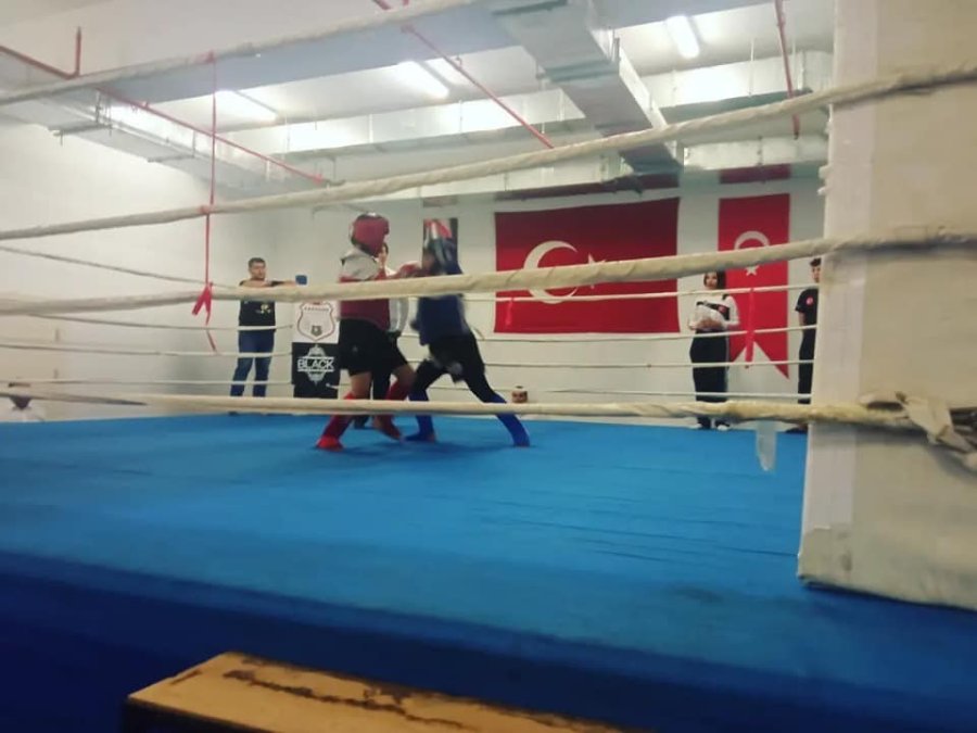 30 Ağustos Zafer Kupası Muay Tai Müsabakaları Gerçekleştirildi