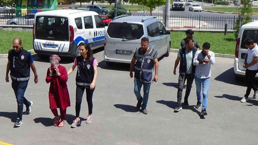 Karaman’da Kuyumcuya Sahte Altın Satan 3 Şüpheliden 1’i Tutuklandı