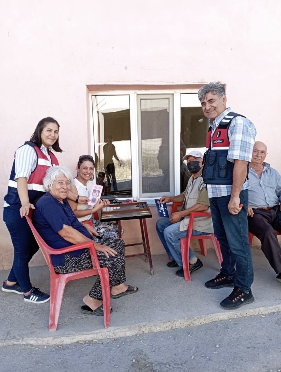 Jandarma’dan Erkeklere ‘kadına Şiddetin Engellenmesi’ Bilgilendirmesi