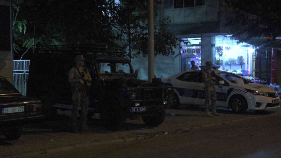 Tem Ekiplerinden Eş Zamanlı Uygulama