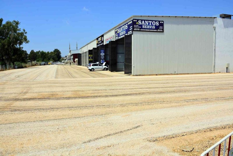 Manavgat Belediyesi Asfaltlama Çalışmalarını Hızlandırdı