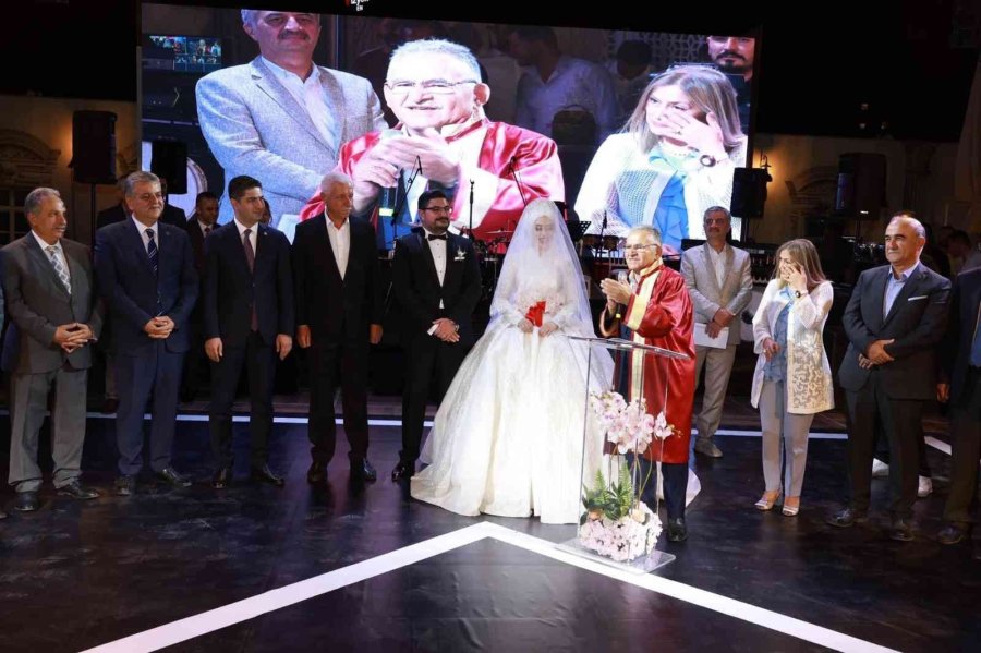 Kayseri’yi Buluşturan Düğün