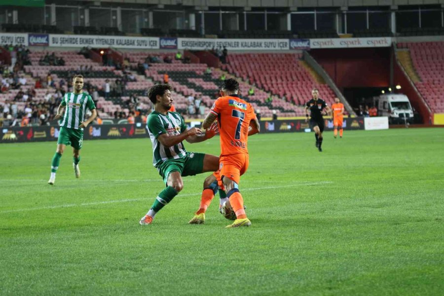 Spor Toto Süper Lig: Konyaspor: 0 - Medipol Başakşehir: 0 (maç Sonucu)
