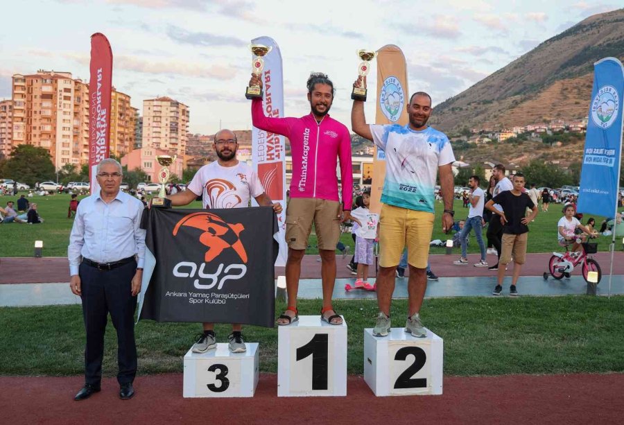 Yamaç Paraşütü Şampiyonası Ödül Töreni İle Sona Erdi