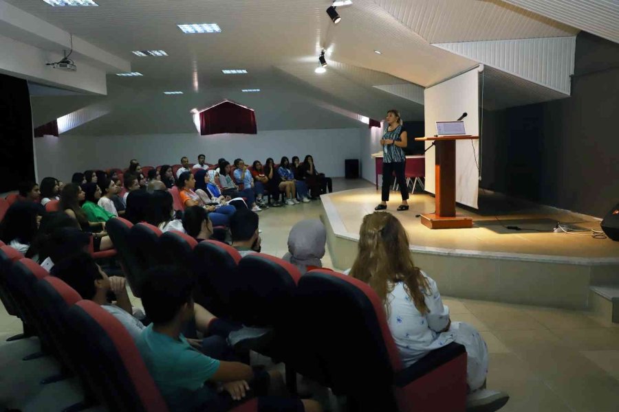 Batı Alanya’da Uzmanlar Öğrencilerle Buluştu