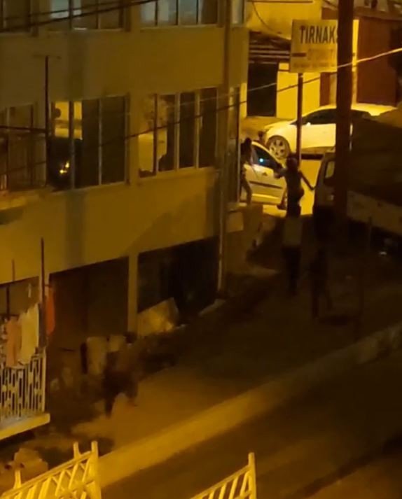 Dünürlerin Kavgasında Silahlar Patladı: 13 Yaşındaki Çocuk Bıçaklandı