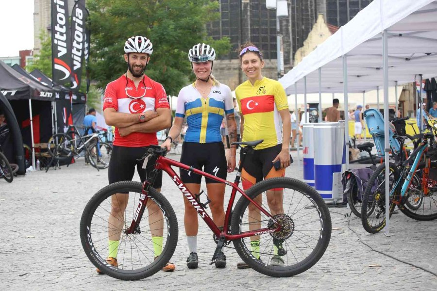 Millî Bisikletçi Kardeşler Ucı Dünya Kupası’nın Belçika Ayağını Başarıyla Tamamladı