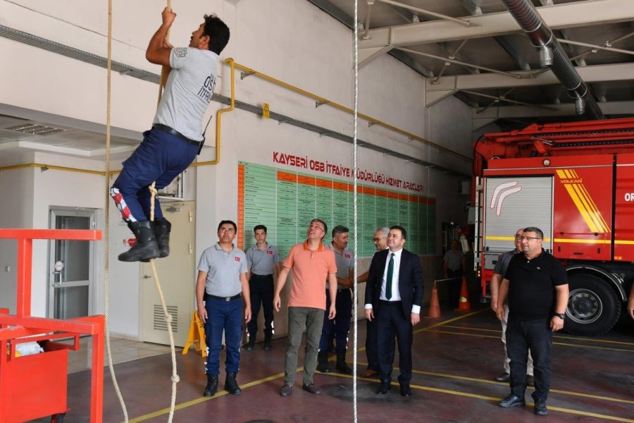 Başkan Yalçın Osb İtfaiyesi’nde İncelemelerde Bulundu