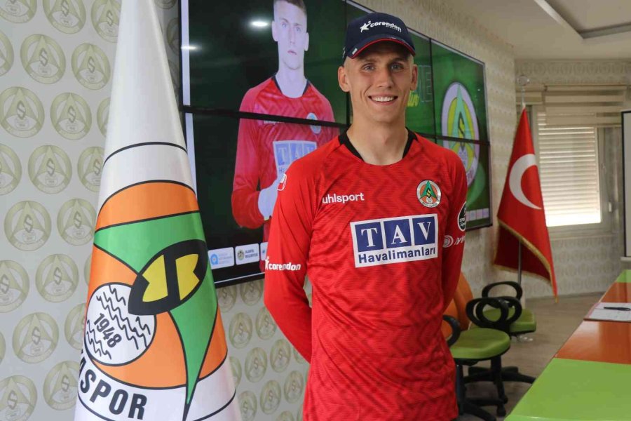 Alanyaspor, Arsenal’dan Runarsson’u Kiraladı