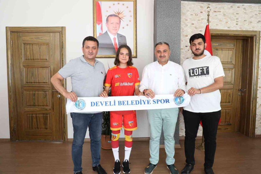 Başarılı Sporcu Ayşegül Aydın’dan Başkan Mehmet Cabbar’a Ziyaret