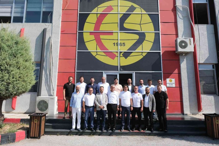Eskişehir Osb’den Eskişehirspor’a Moral Kahvaltısı