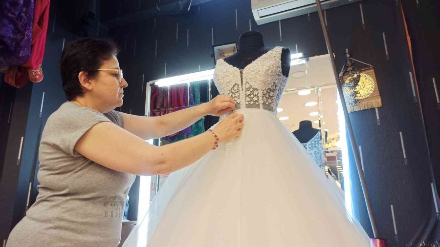 Bu Yılın En Çok İlgi Gören Gelinlikleri