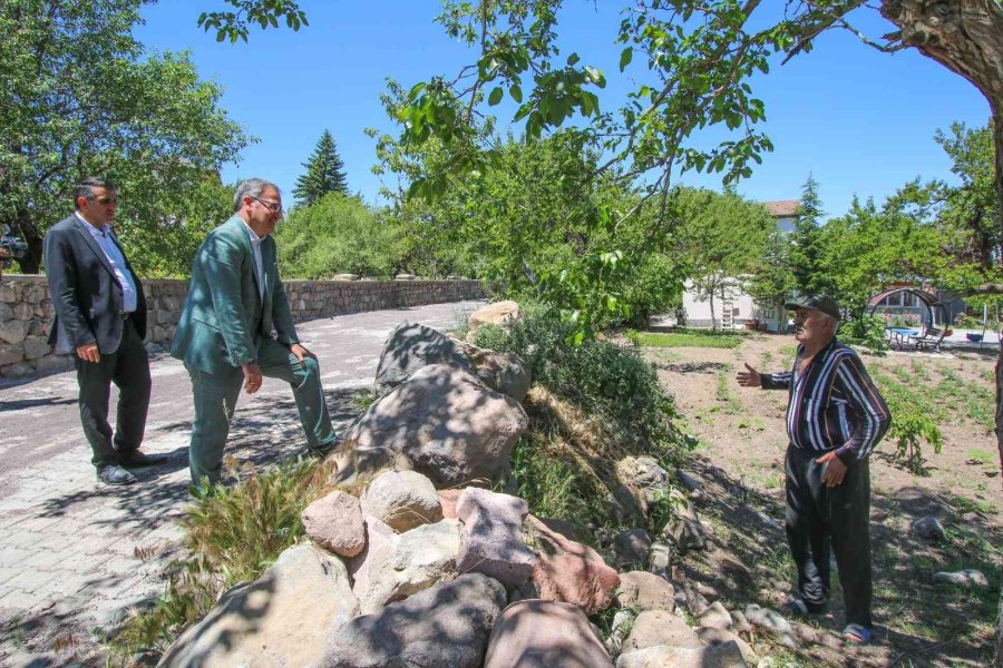 Hacılar’da Yollar Yenileniyor