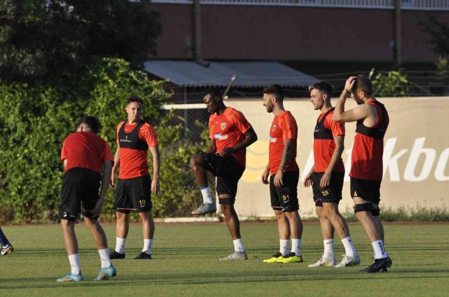 Çağdaş Atan: “başakşehir Maçını Çok Ciddiye Alıyoruz Ve İyi Hazırlanıyoruz”