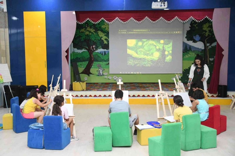 Çocuklar Hem Eğleniyor Hem De Öğreniyor