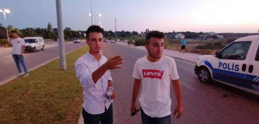 Önce Beraber Tatile Geldiği Kadını, Sonra Kendini Bıçakladı