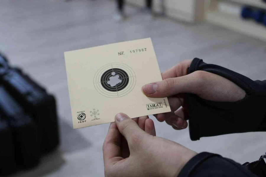 İyi Bir Atıcı Olmak İçin İleri Seviye Antrenmanlardan Geçmek Gerekiyor