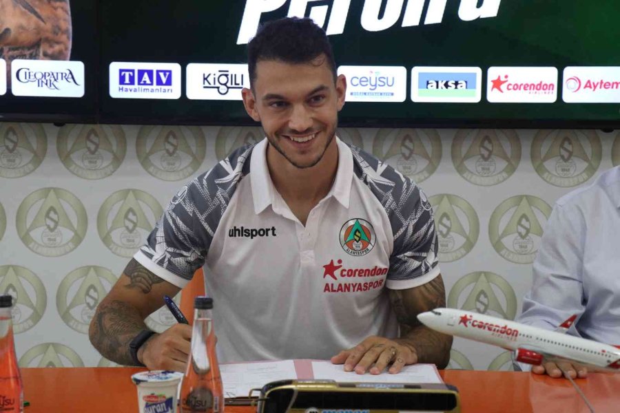 Pedro Pereira 1 Yıllığına Corendon Alanyaspor’da