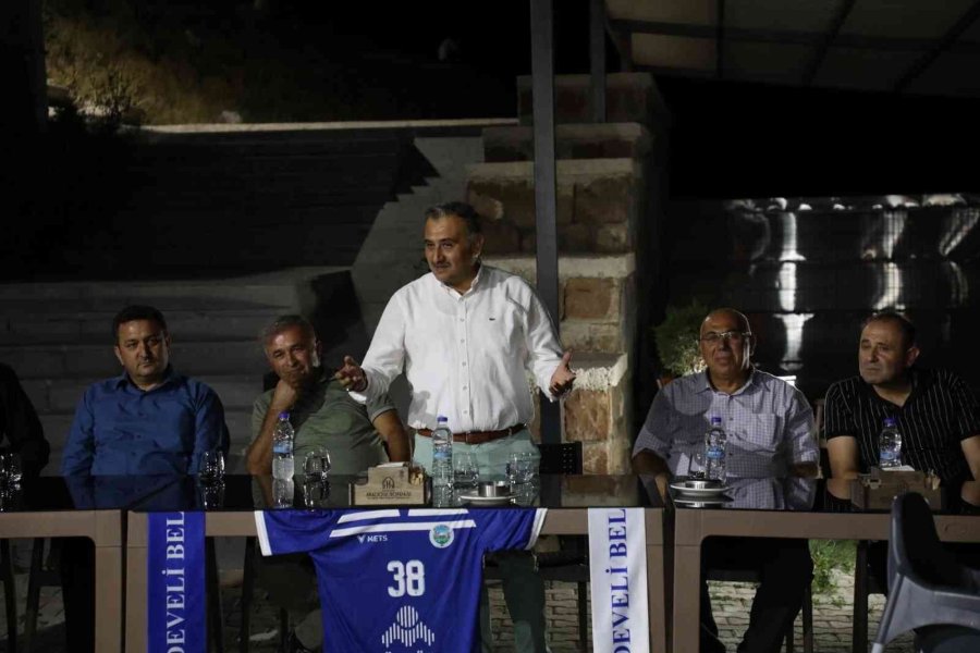 Develi Belediyespor Yönetimi Ve Sporcular Bir Araya Geldi