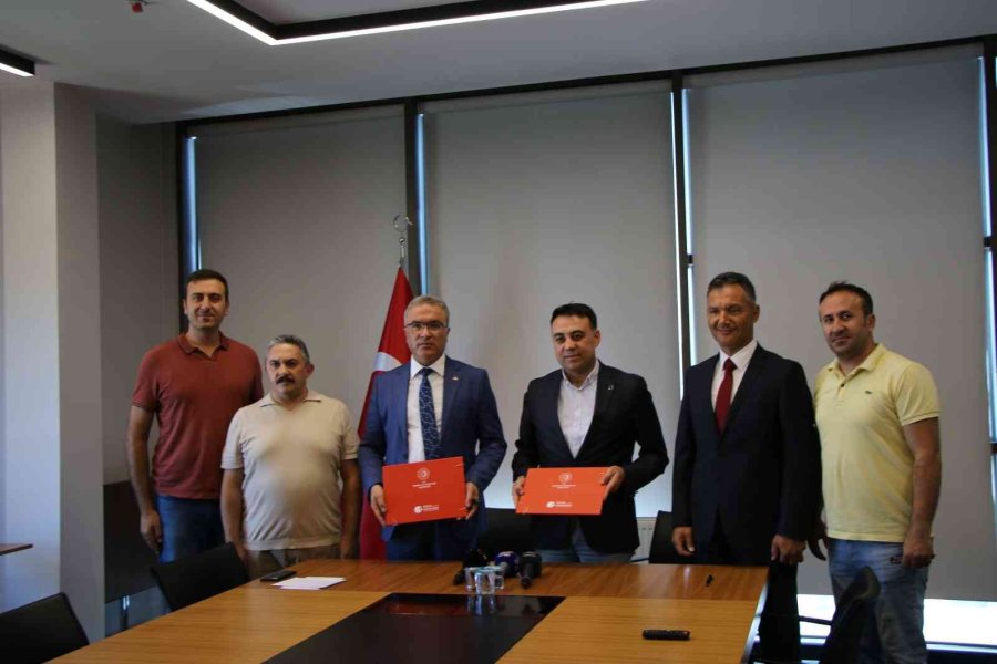 Türkiye’de Bir İlk: Yatak Üretiminde Kalifiye Eleman Yetiştirilecek