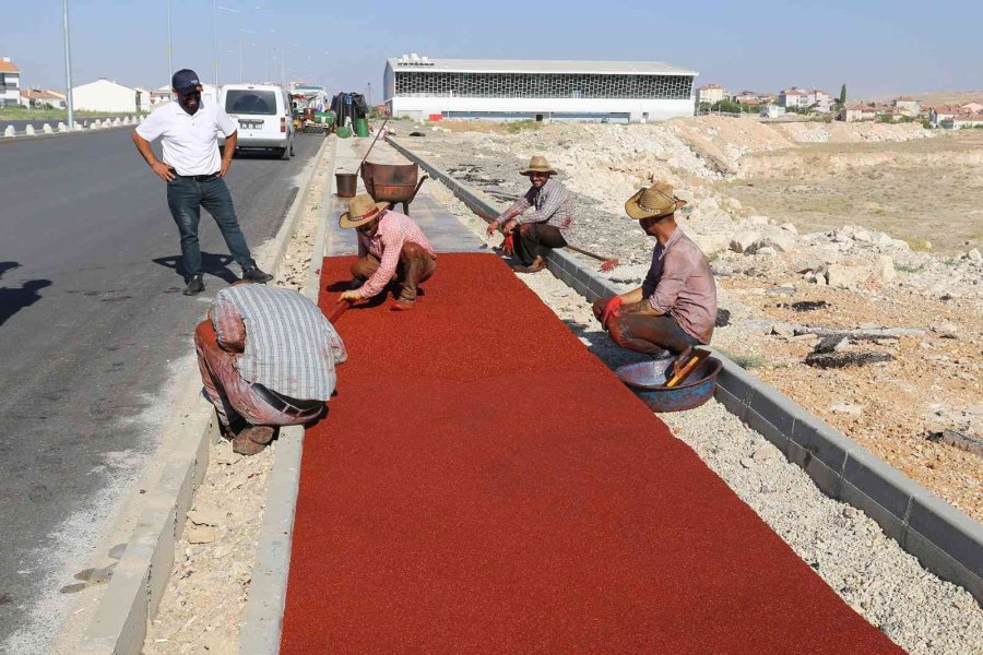 Karaman’da Şehit Muhammed Yalçın Bulvarı Asfaltlanıyor