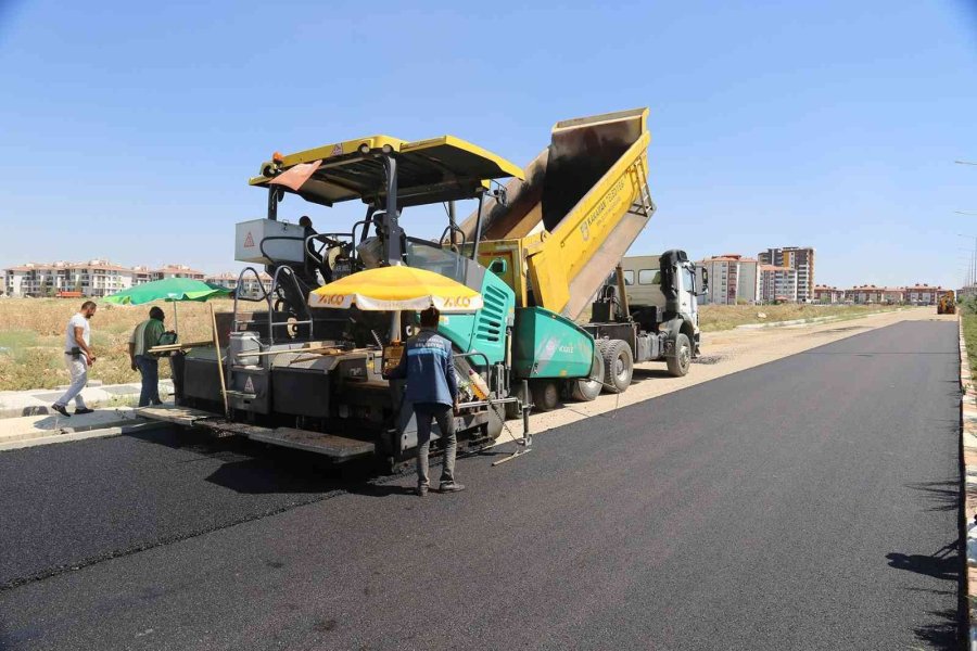 Karaman’da Şehit Muhammed Yalçın Bulvarı Asfaltlanıyor
